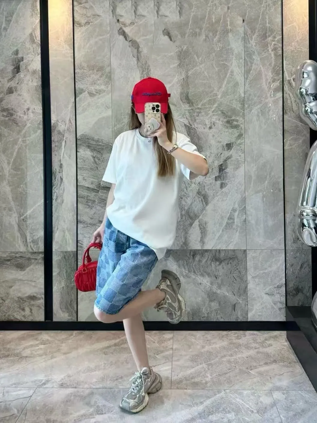Louis Vuitton/